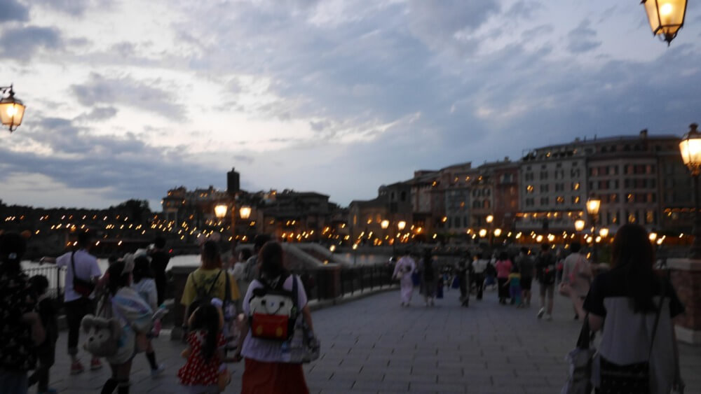 ディズニーシー5,000人の日【写真あり】どんな感じか混雑状況と待ち時間をレポ|旅行記ブログ