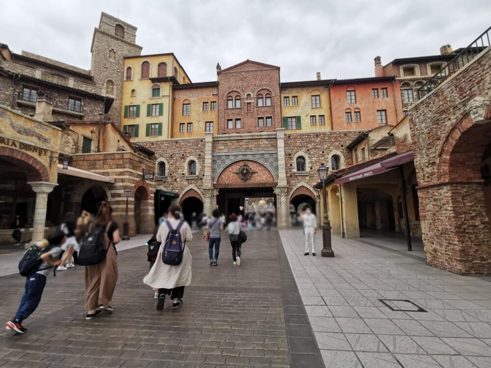 ディズニーシー5,000人の日【写真あり】どんな感じか混雑状況と待ち時間をレポ|旅行記ブログ