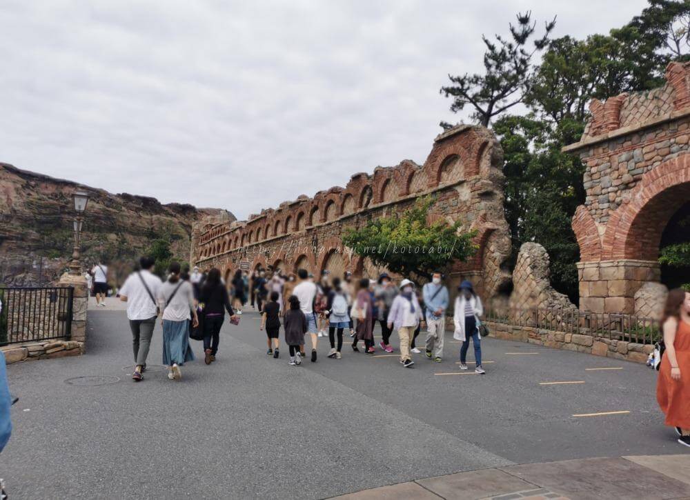 ディズニーシー5,000人の日【写真あり】どんな感じか混雑状況と待ち時間をレポ|旅行記ブログ